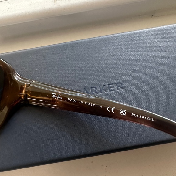 Ray Ban - RB4068 - rectangular tortoiseshell polarized - Picture 2 of 6